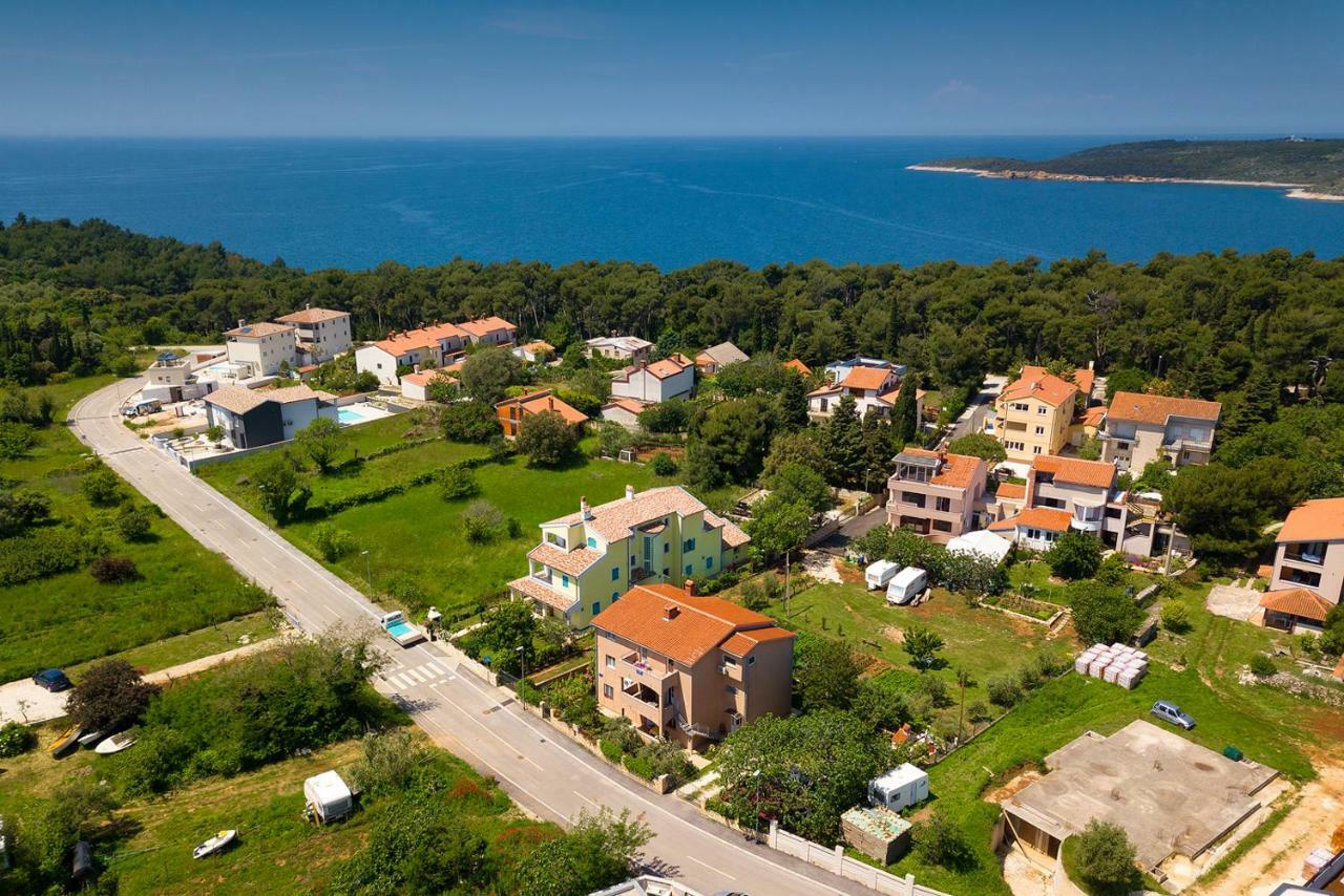 Vila Milla Premantura Εξωτερικό φωτογραφία