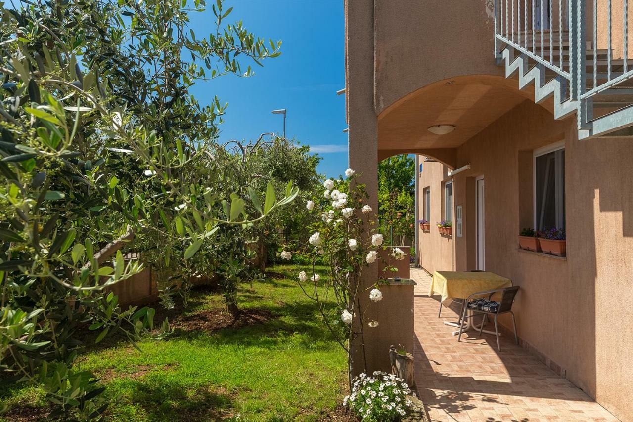 Vila Milla Premantura Εξωτερικό φωτογραφία